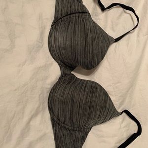 Victoria Secret T-shirt bra